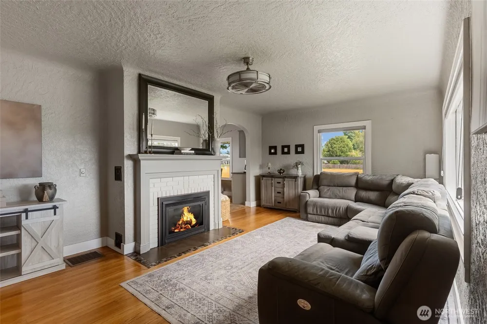 17645 Mclean Road Mount Vernon, WA 98273