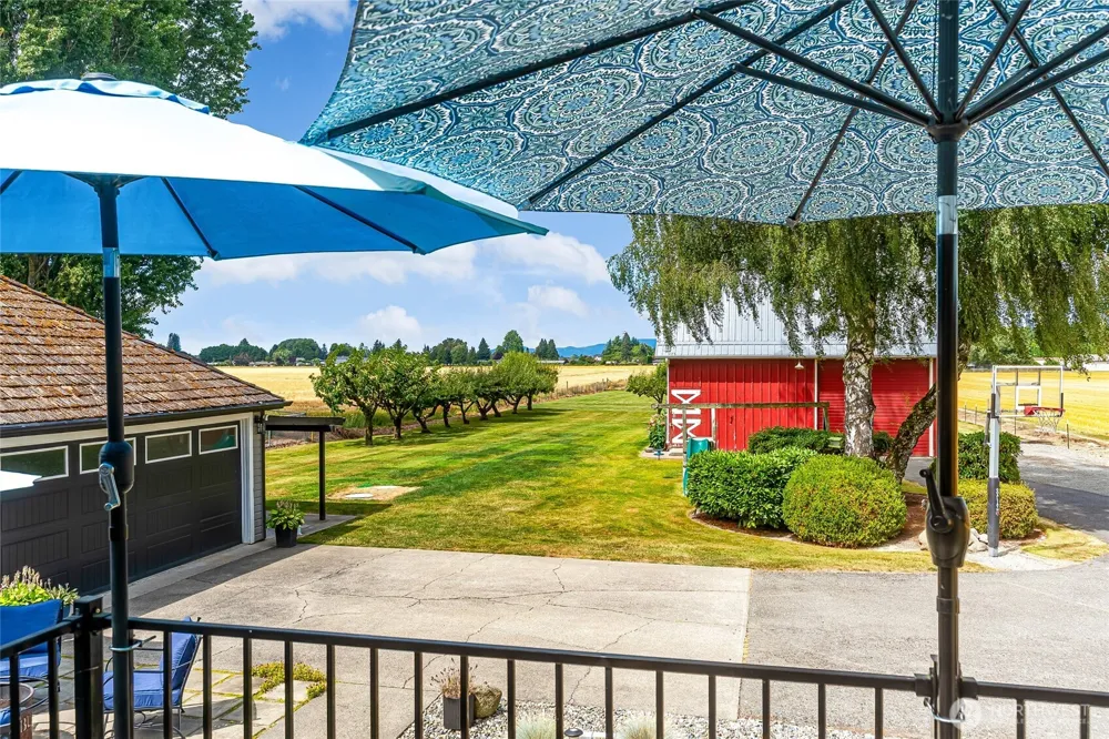 17645 Mclean Road Mount Vernon, WA 98273