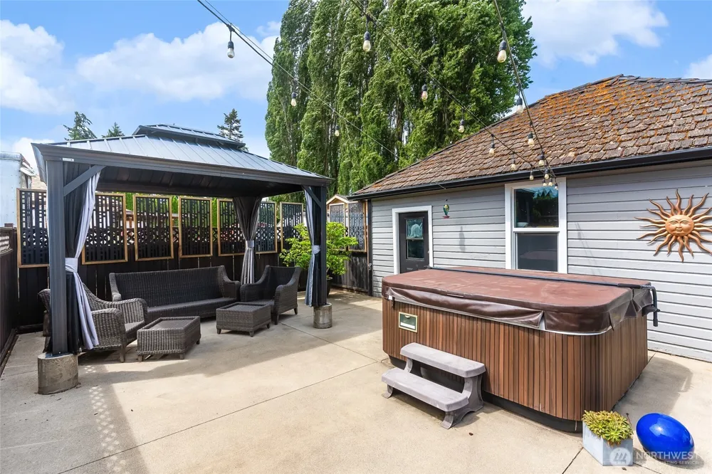 17645 Mclean Road Mount Vernon, WA 98273
