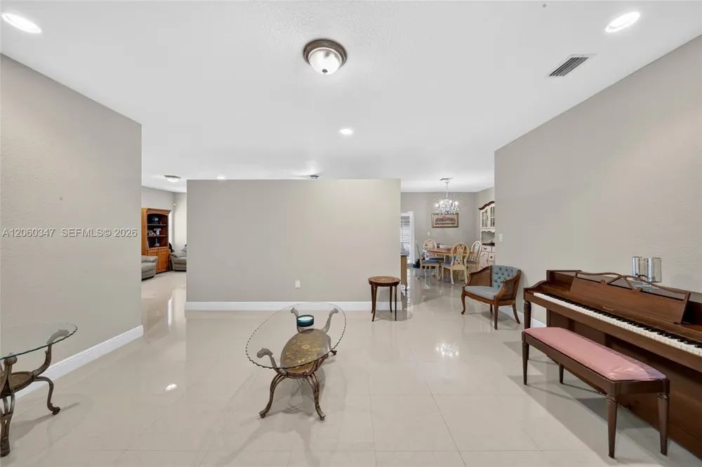 15166 SW 142nd Ct Miami, FL 33186