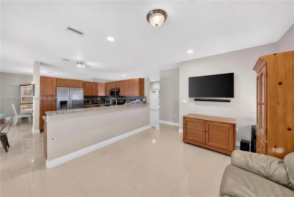 15166 SW 142nd Ct Miami, FL 33186