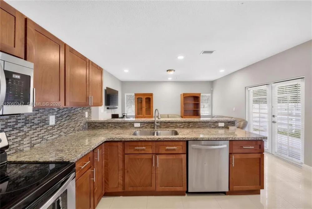 15166 SW 142nd Ct Miami, FL 33186