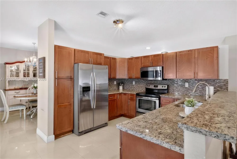 15166 SW 142nd Ct Miami, FL 33186
