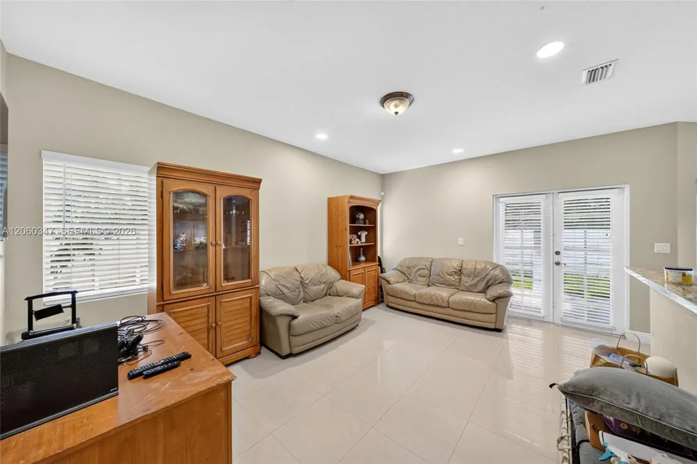 15166 SW 142nd Ct Miami, FL 33186