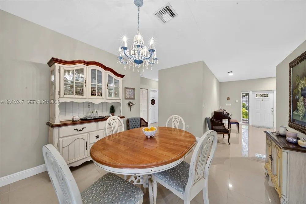 15166 SW 142nd Ct Miami, FL 33186