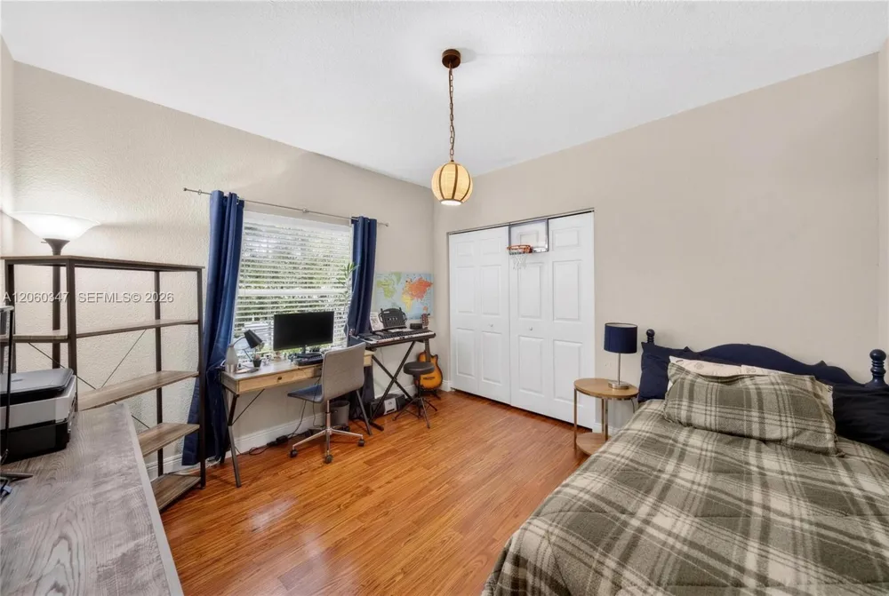 15166 SW 142nd Ct Miami, FL 33186