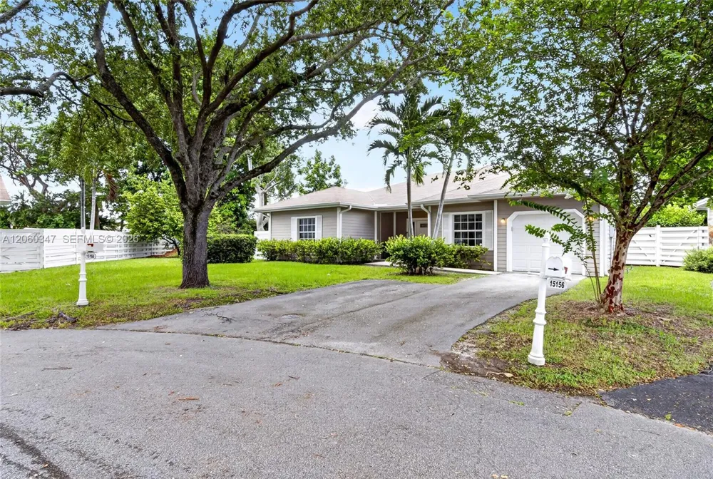 15166 SW 142nd Ct Miami, FL 33186