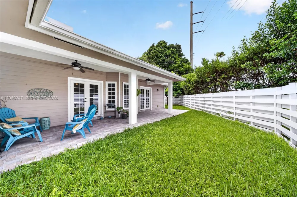15166 SW 142nd Ct Miami, FL 33186