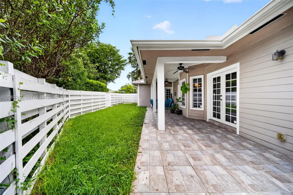15166 SW 142nd Ct Miami, FL 33186