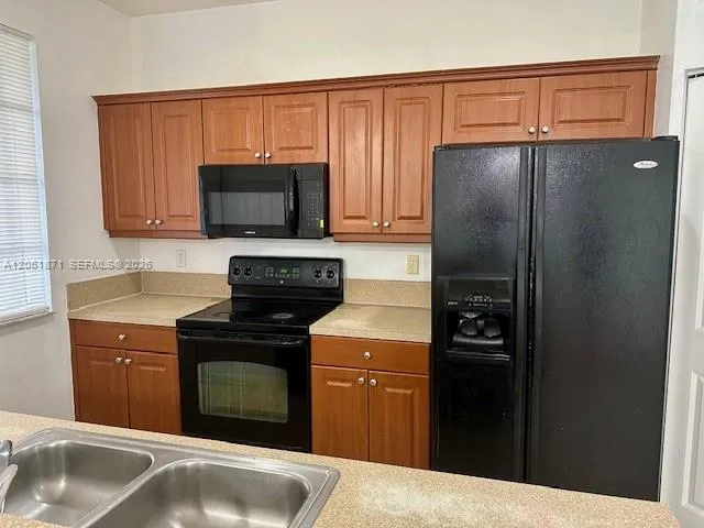 1203 Abaco Ln Riviera Beach, FL 33404