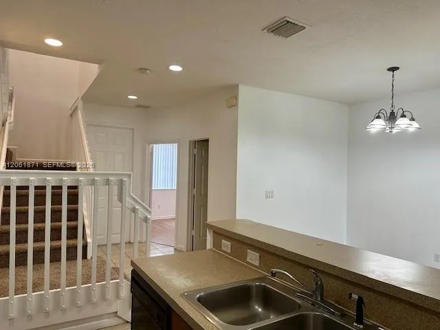 1203 Abaco Ln Riviera Beach, FL 33404