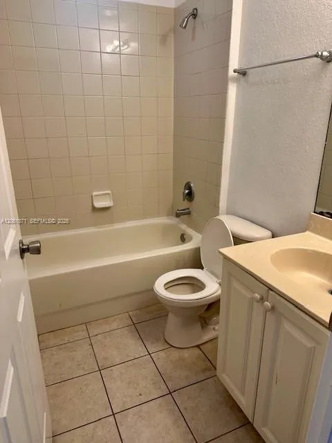 1203 Abaco Ln Riviera Beach, FL 33404