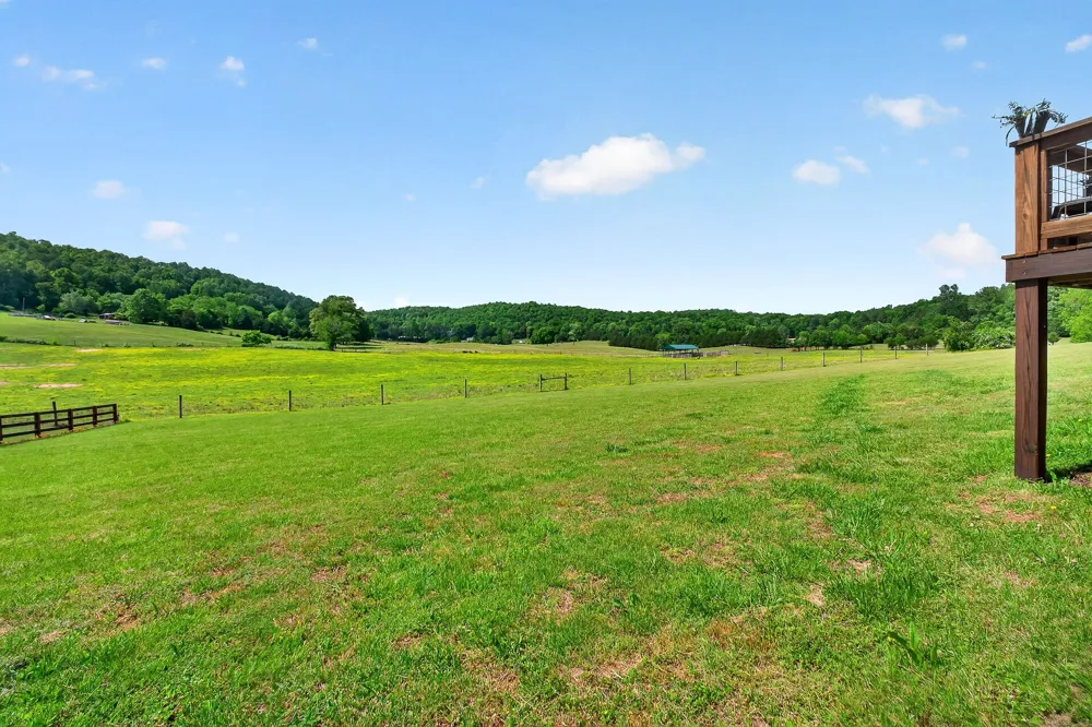 2040 Walker Cove Rd Sparta, TN 38583
