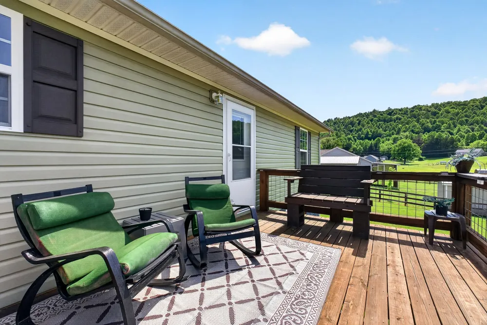 2040 Walker Cove Rd Sparta, TN 38583