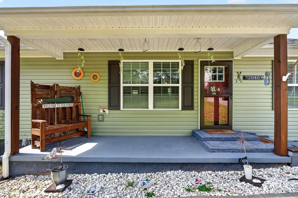 2040 Walker Cove Rd Sparta, TN 38583