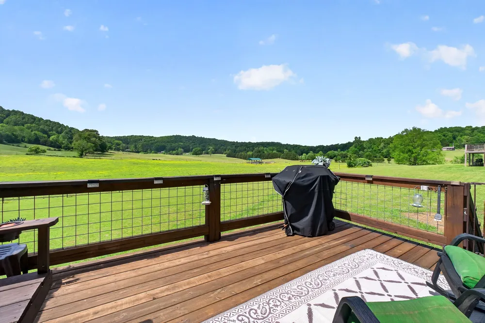 2040 Walker Cove Rd Sparta, TN 38583