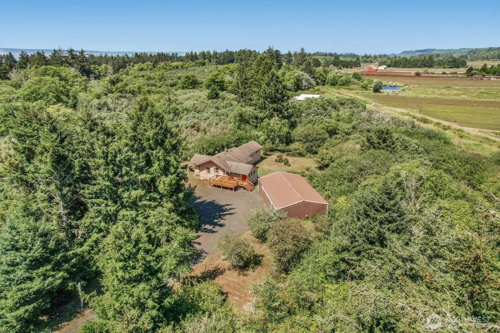 3756 State Route 105 Tokeland, WA 98590
