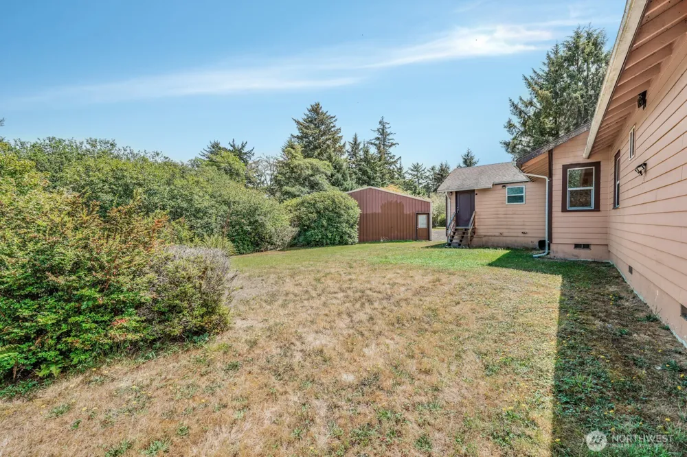 3756 State Route 105 Tokeland, WA 98590
