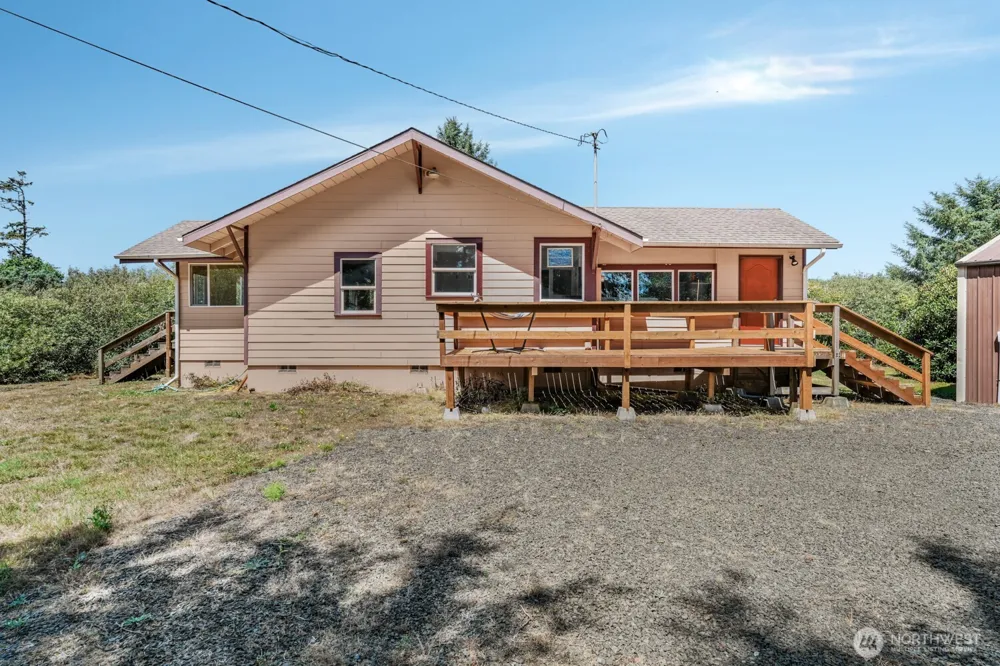 3756 State Route 105 Tokeland, WA 98590