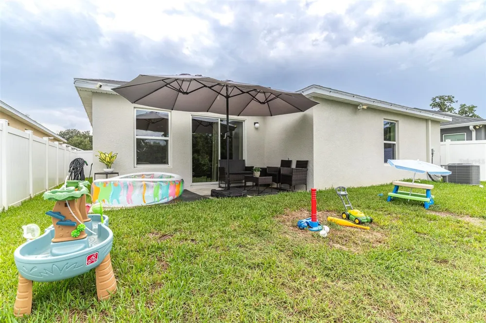 615 VALRI PARK DRIVE Valrico, FL 33594