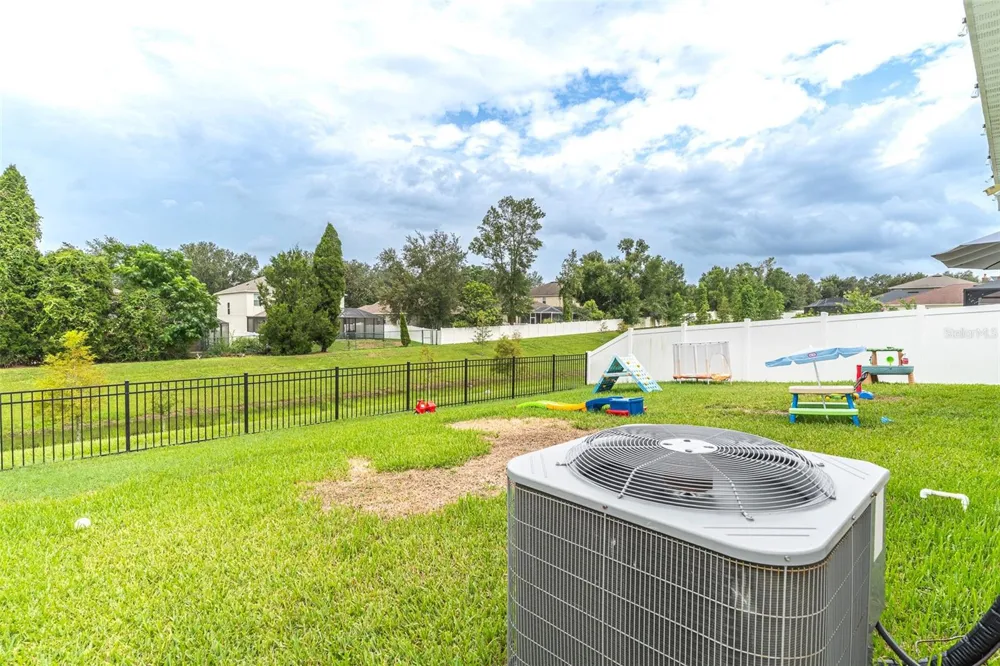 615 VALRI PARK DRIVE Valrico, FL 33594