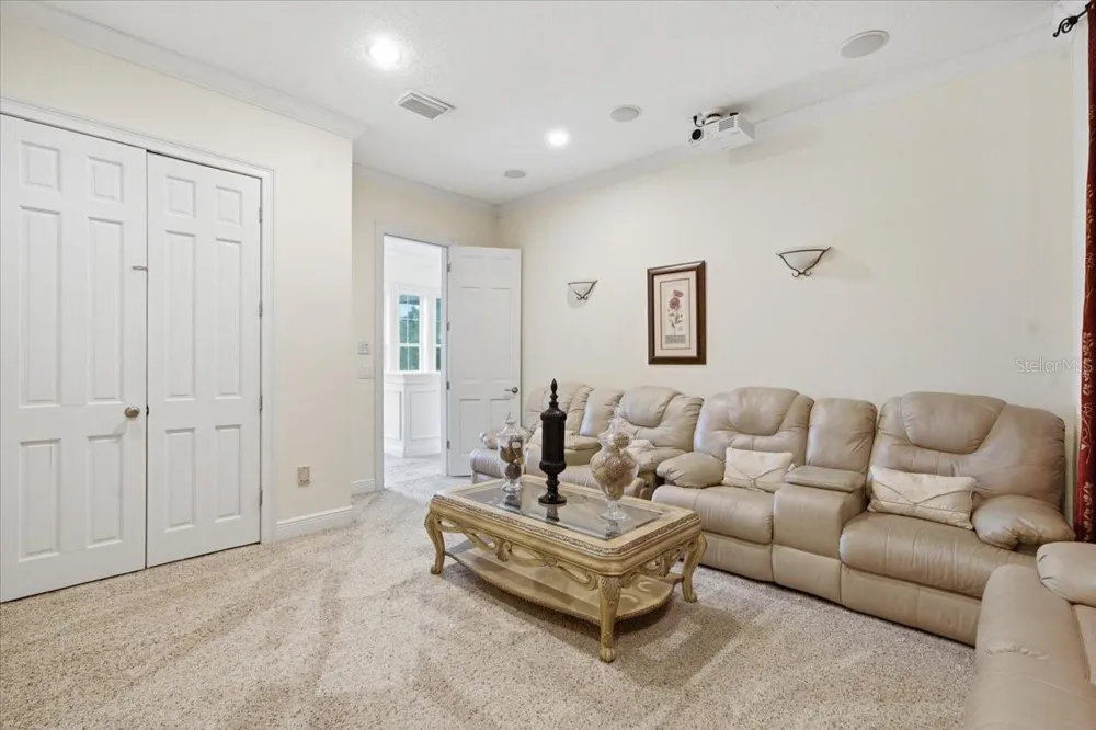 19402 JACOBS RIVER RUN Lutz, FL 33559
