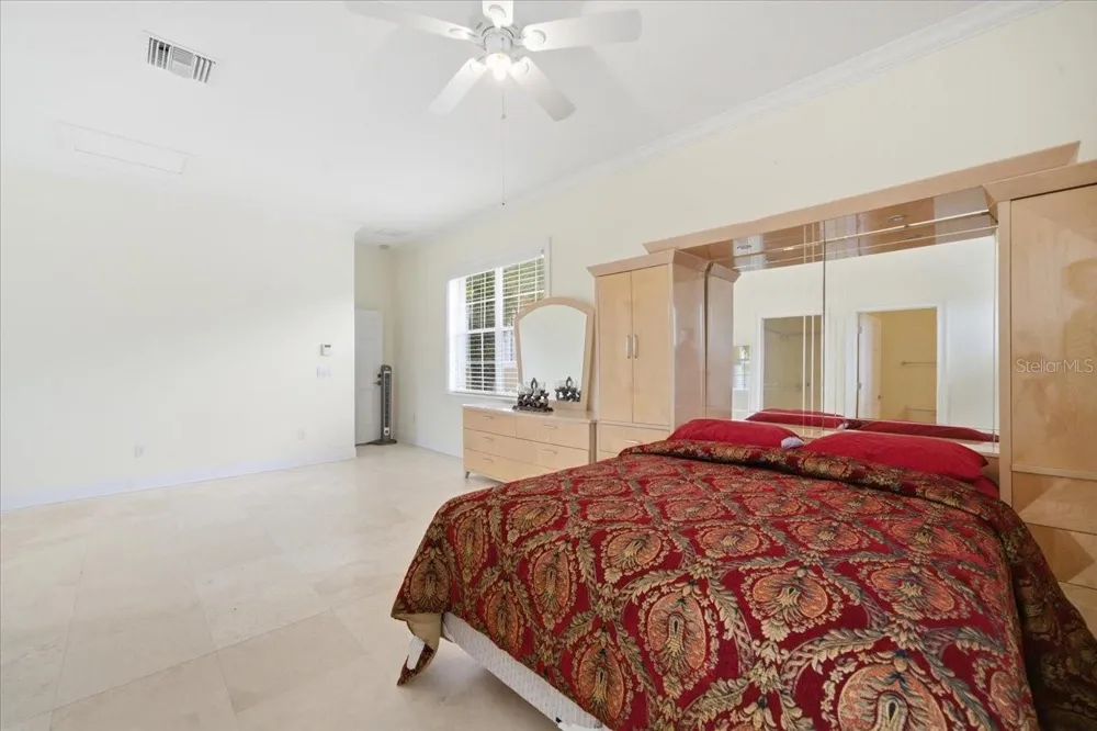 19402 JACOBS RIVER RUN Lutz, FL 33559