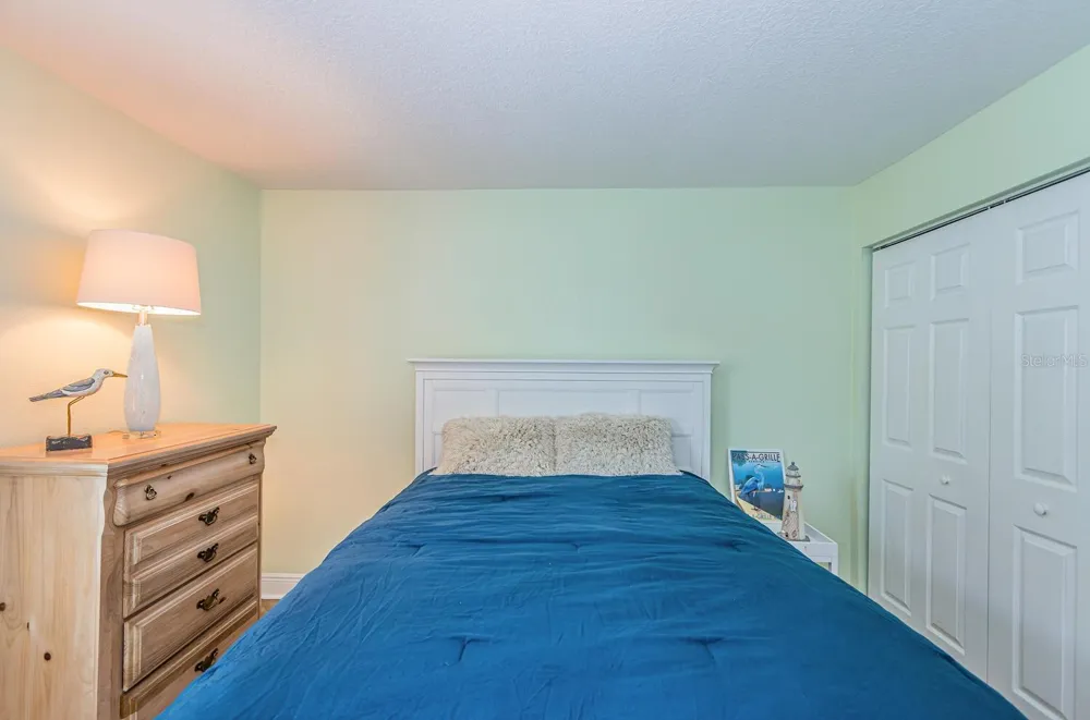 5215 COQUINA KEY DRIVE SE #B St Petersburg, FL 33705