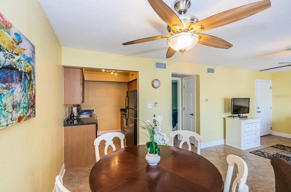 5215 COQUINA KEY DRIVE SE #B St Petersburg, FL 33705