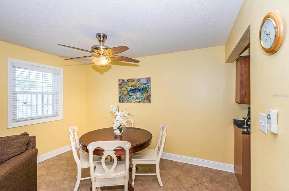 5215 COQUINA KEY DRIVE SE #B St Petersburg, FL 33705