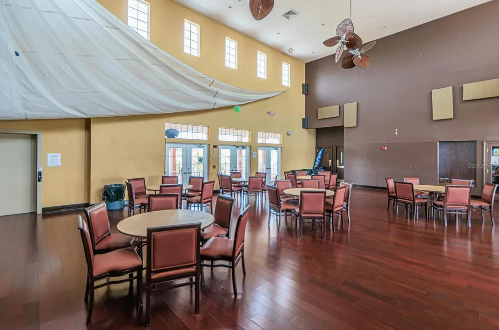 5215 COQUINA KEY DRIVE SE #B St Petersburg, FL 33705