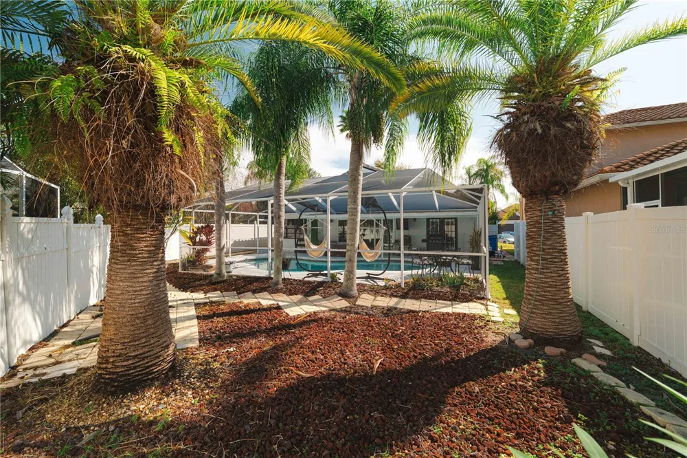 5806 CAY COVE COURT Tampa, FL 33615