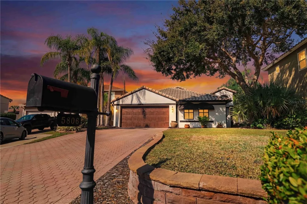 5806 CAY COVE COURT Tampa, FL 33615