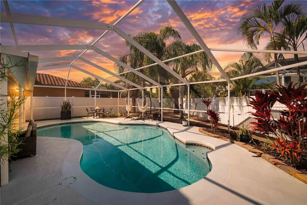 5806 CAY COVE COURT Tampa, FL 33615