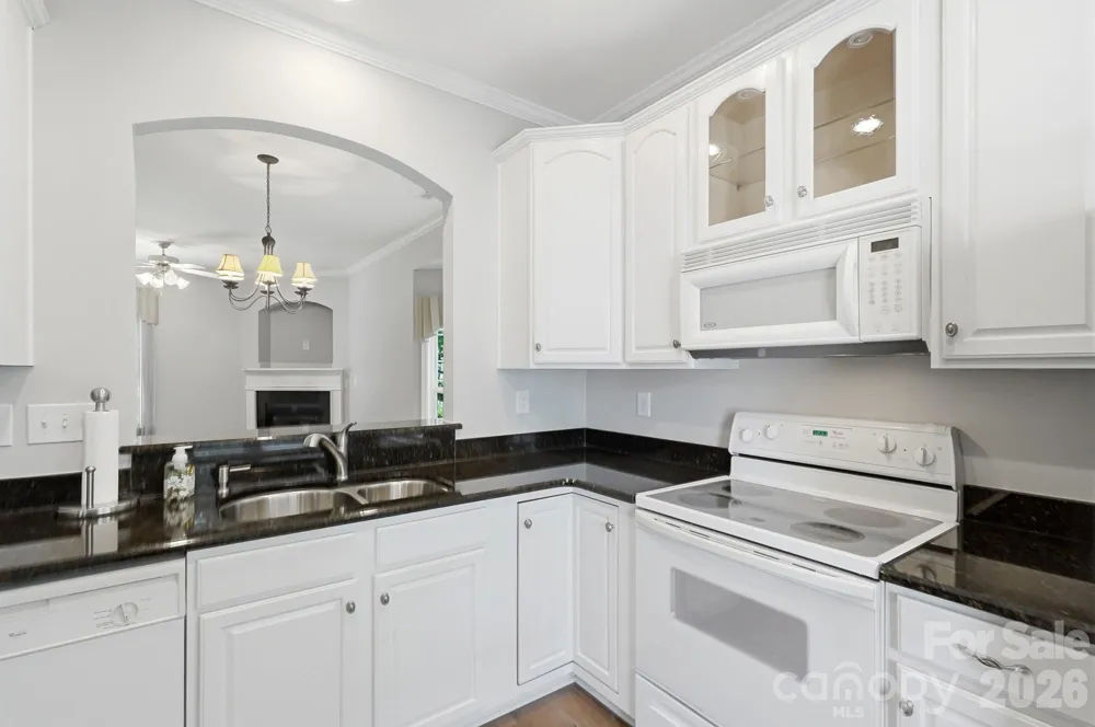702 Torrey Pines Lane Fort Mill, SC 29715