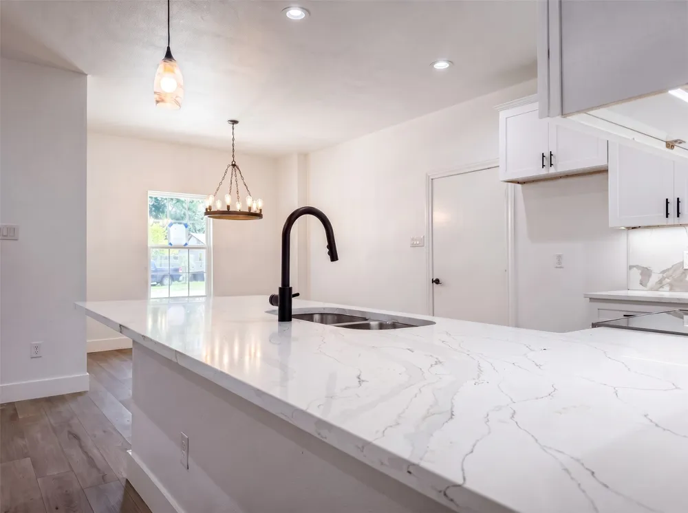 922 Gibbard Avenue Wills Point, TX 75169