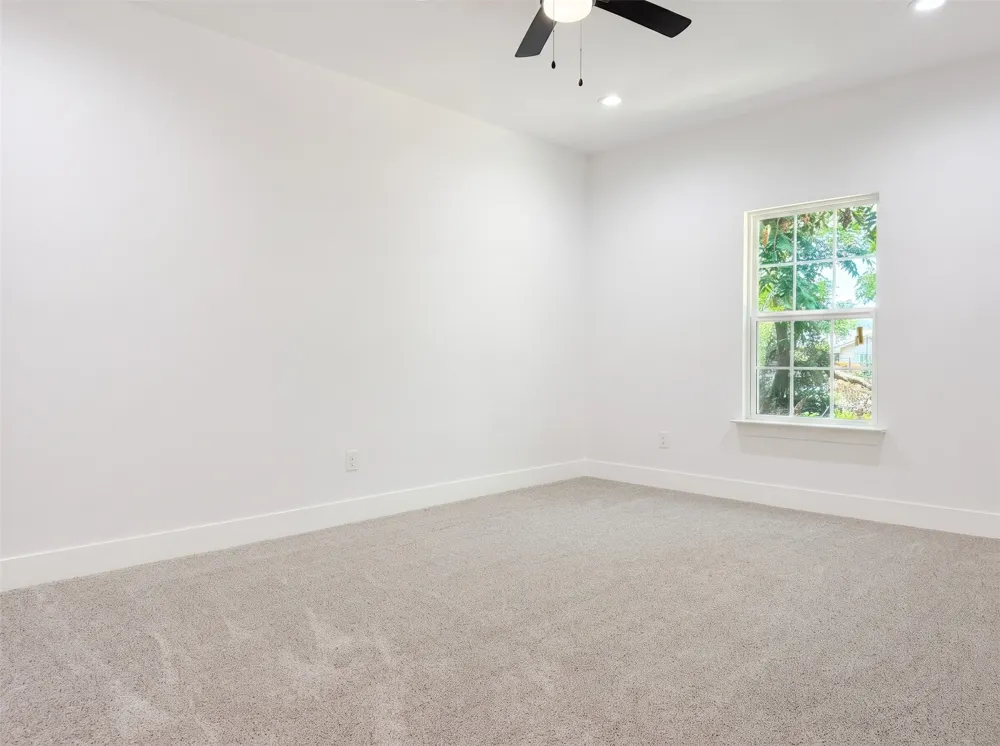 922 Gibbard Avenue Wills Point, TX 75169