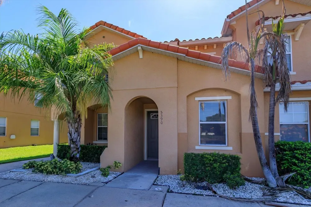 5390 PARADISE CAY CIRCLE Kissimmee, FL 34746