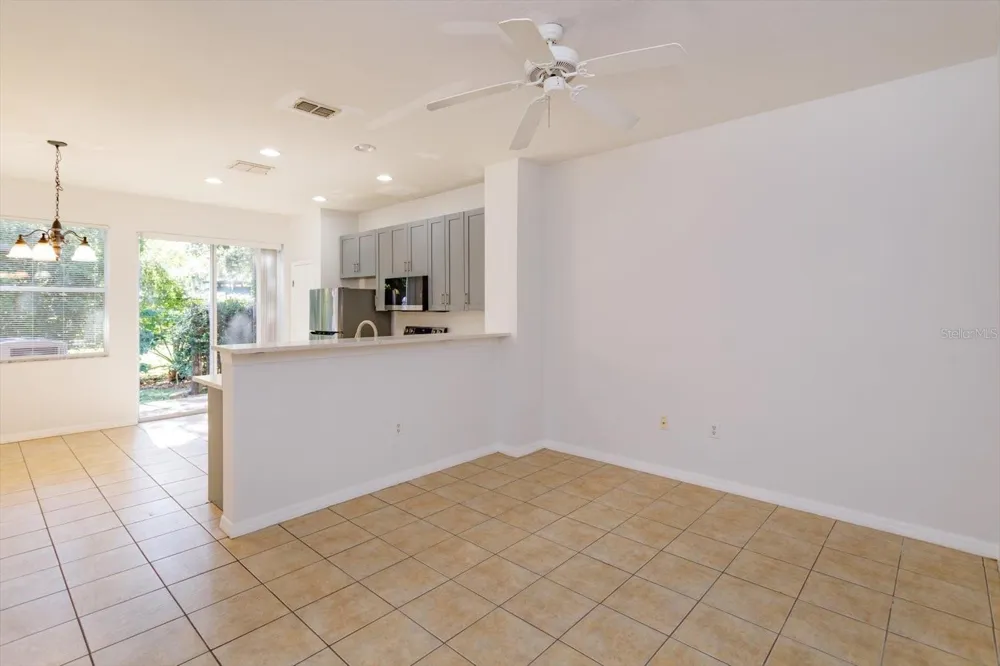 5390 PARADISE CAY CIRCLE Kissimmee, FL 34746