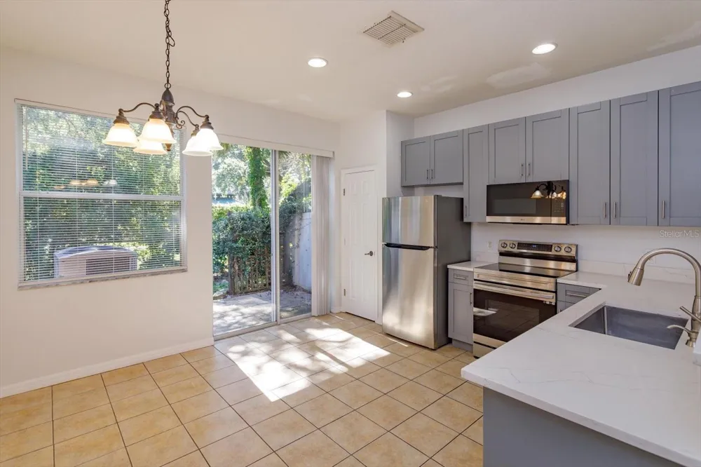 5390 PARADISE CAY CIRCLE Kissimmee, FL 34746