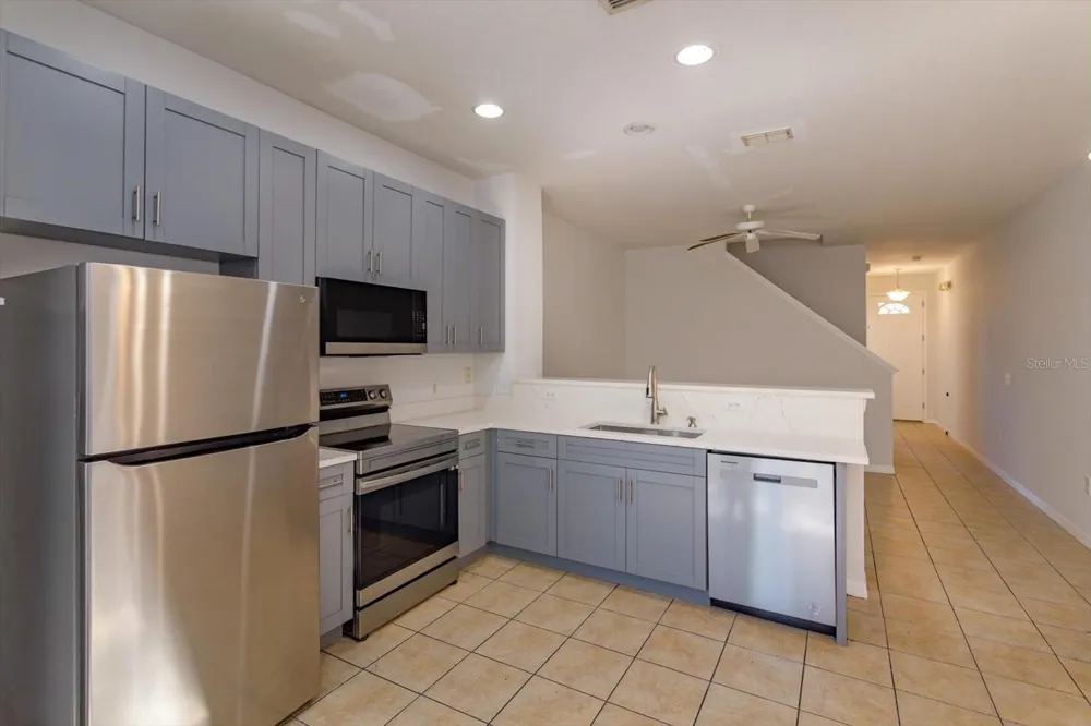 5390 PARADISE CAY CIRCLE Kissimmee, FL 34746