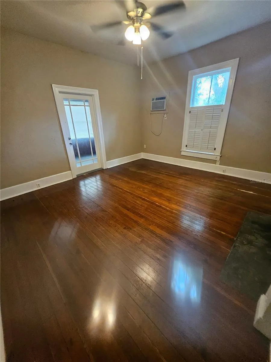 725 WESTMORELAND DRIVE #1 Orlando, FL 32804