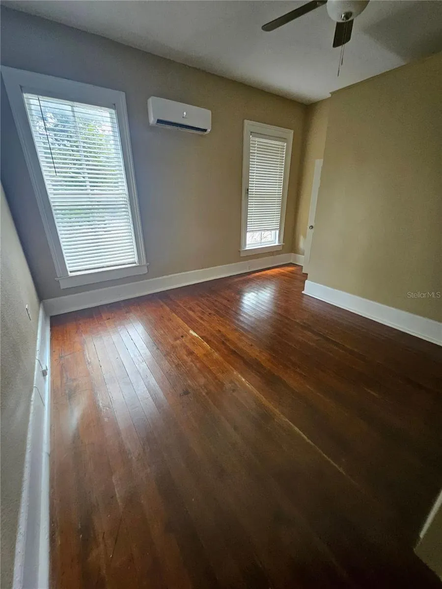 725 WESTMORELAND DRIVE #1 Orlando, FL 32804