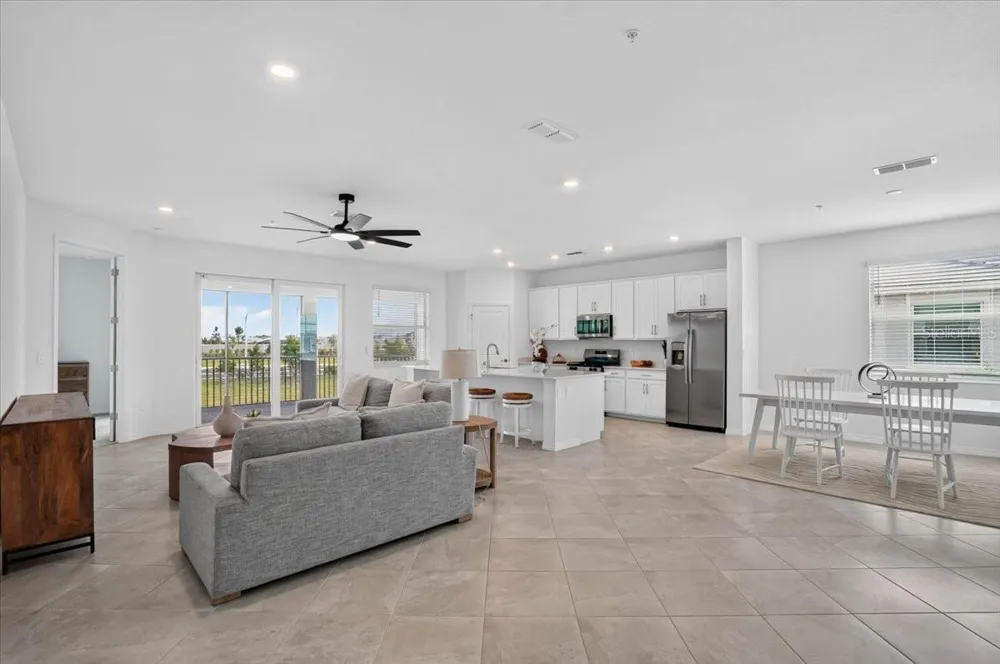 19209 CHERRYSTONE WAY #103 Lakewood Ranch, FL 34211