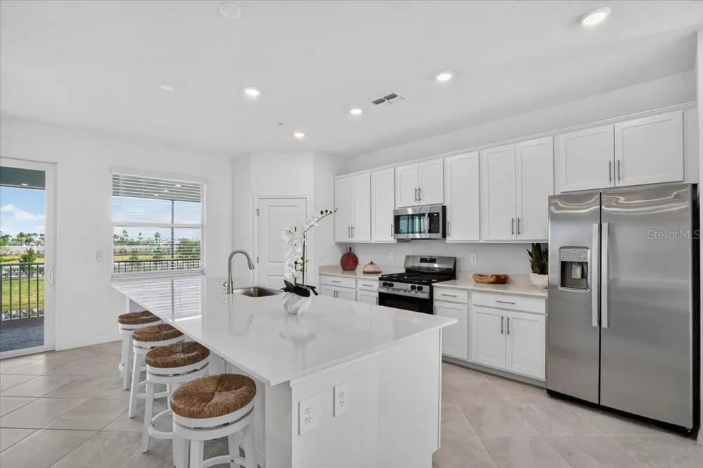 19209 CHERRYSTONE WAY #103 Lakewood Ranch, FL 34211