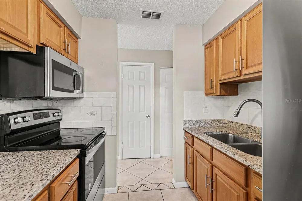 483 WATER RUN ocala, FL 34472