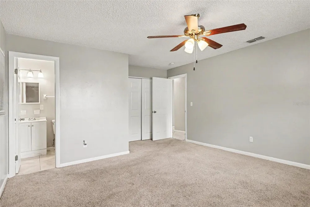 483 WATER RUN ocala, FL 34472