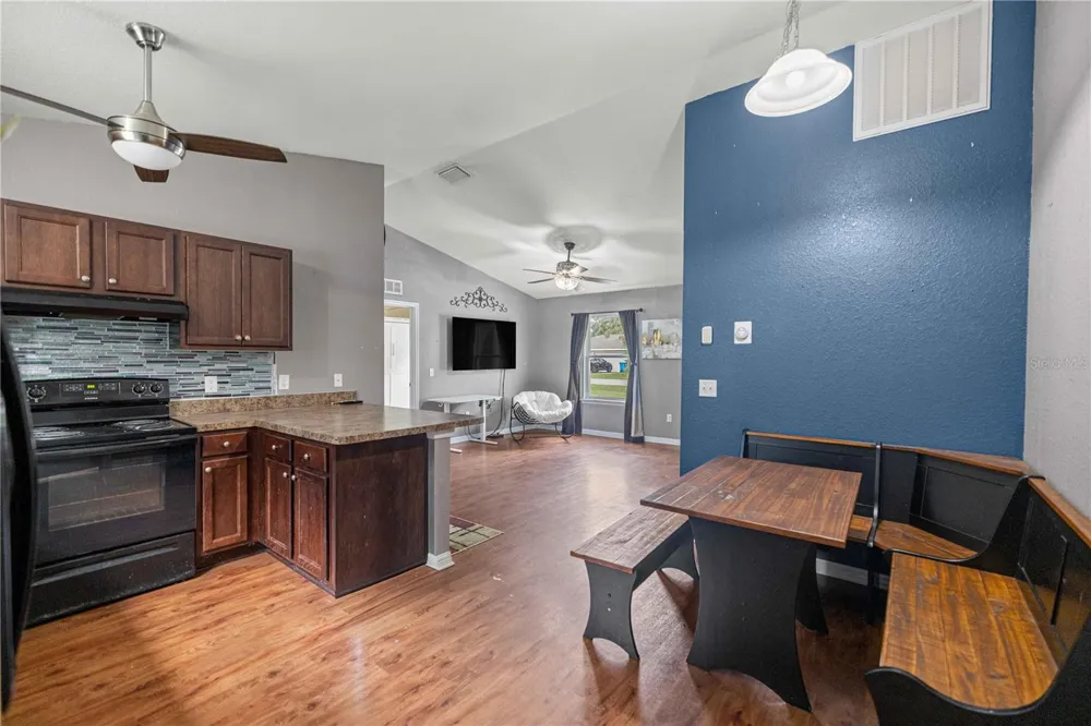 94 WILLOW ROAD ocala, FL 34472