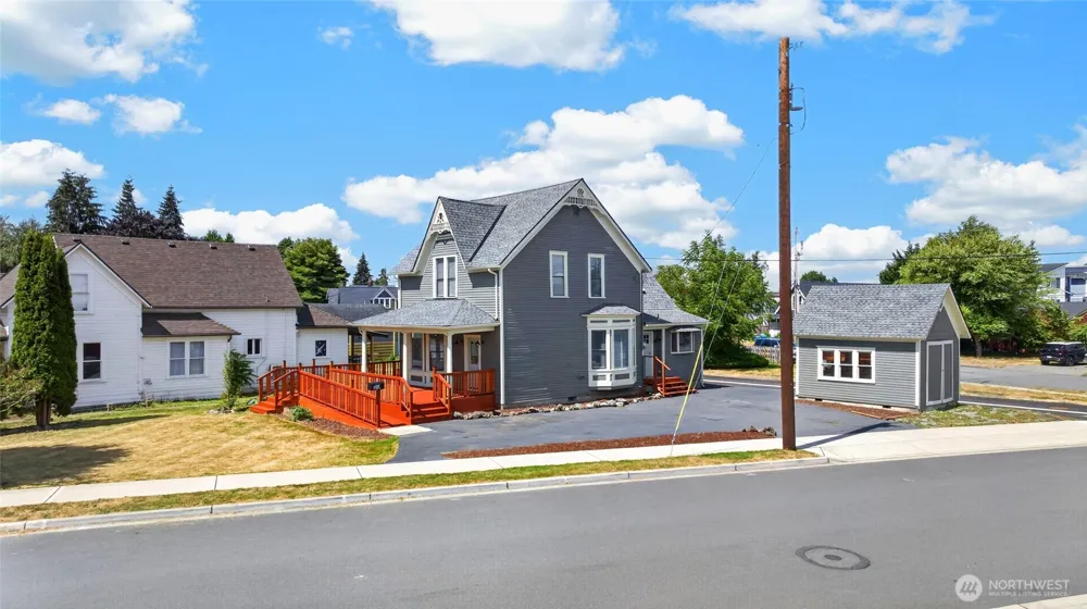 301 W Main Street Monroe, WA 98272