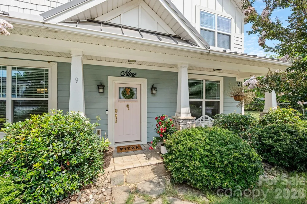 9 Winn Street Greenville, SC 29601